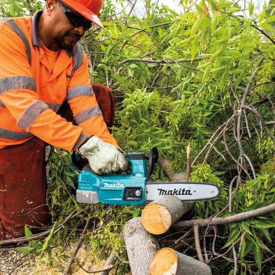 Battery-Powered Chainsaw: 10 in Bar Lg, Top Handle, Adj/Auto Chain Oiler, 18 V, 22 cc