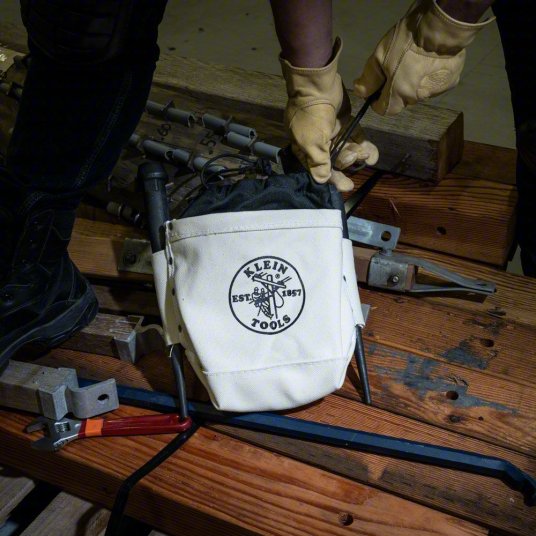 Bucket Bag: 10 in W x 9 in H x 5 in L, Off-White, Canvas, 2 Pockets, Drawstring